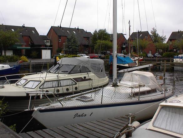 Jaho 1 in de haven, medio 2002